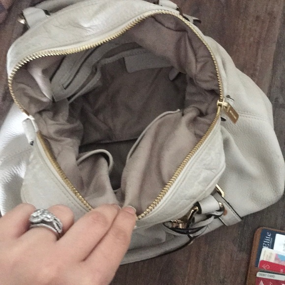 Michael Kors cream tote - Picture 2 of 3